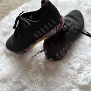EUC NOBULL MIDNIGHT PALM TRAINERS